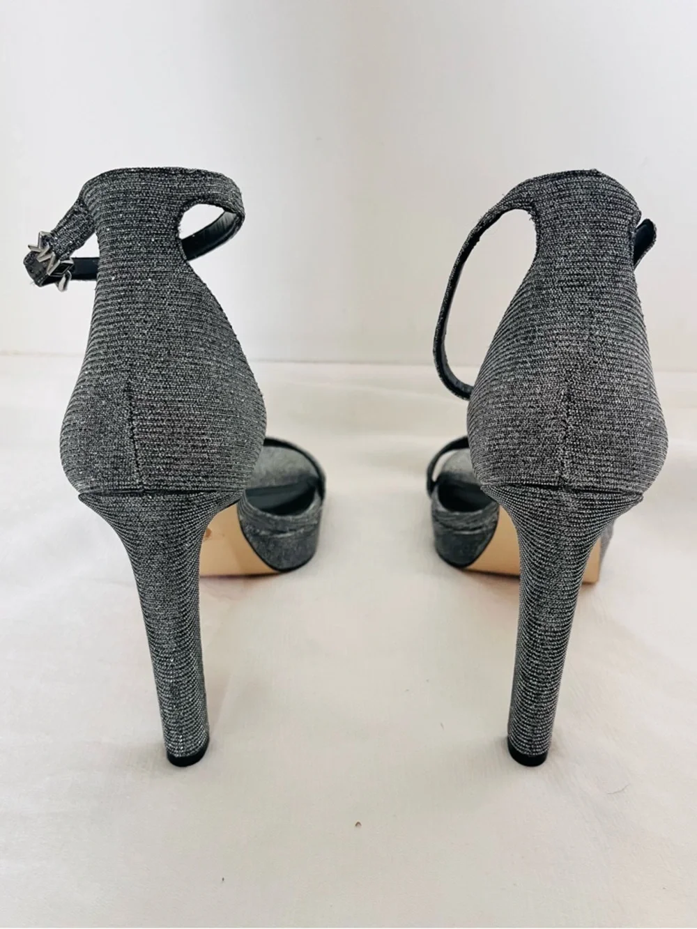 Michael Kors Margo platform silver shimmer sandal heel 10